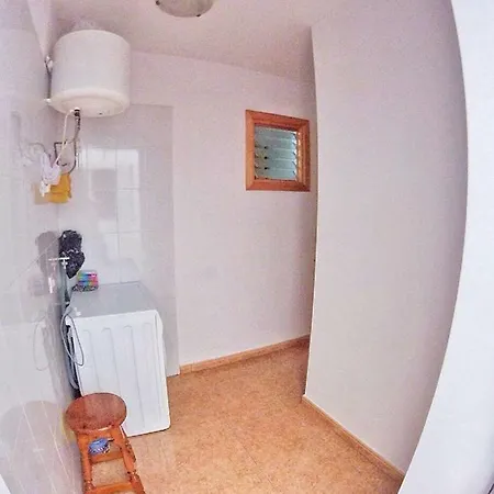 Piso 7 Personas Wifi 1gb Telde